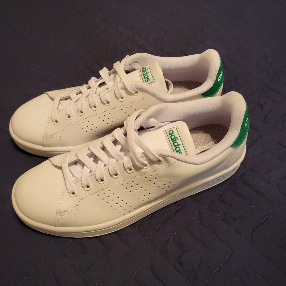 Adidas Sneakers